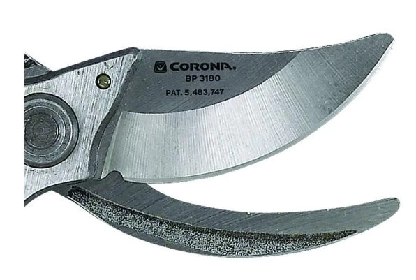 Corona ClassicCut Bypass Hand Pruner - Image 2