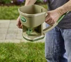 1.15-Pound Capacity Whirl Hand-Powered Spreader