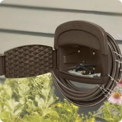 150-Foot Java Resin Wicker Hose Hangout