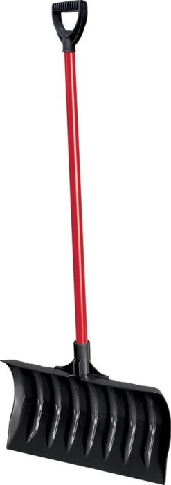 True Temper 18-Inch Klondike Poly Snow Pusher